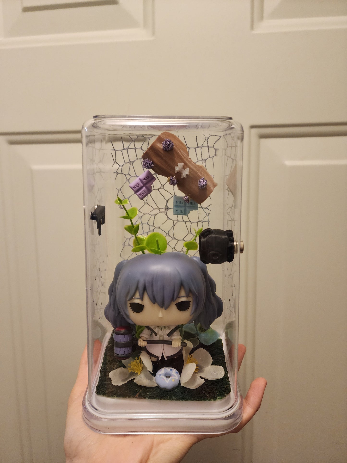 SWEETS & MURDER enclosure