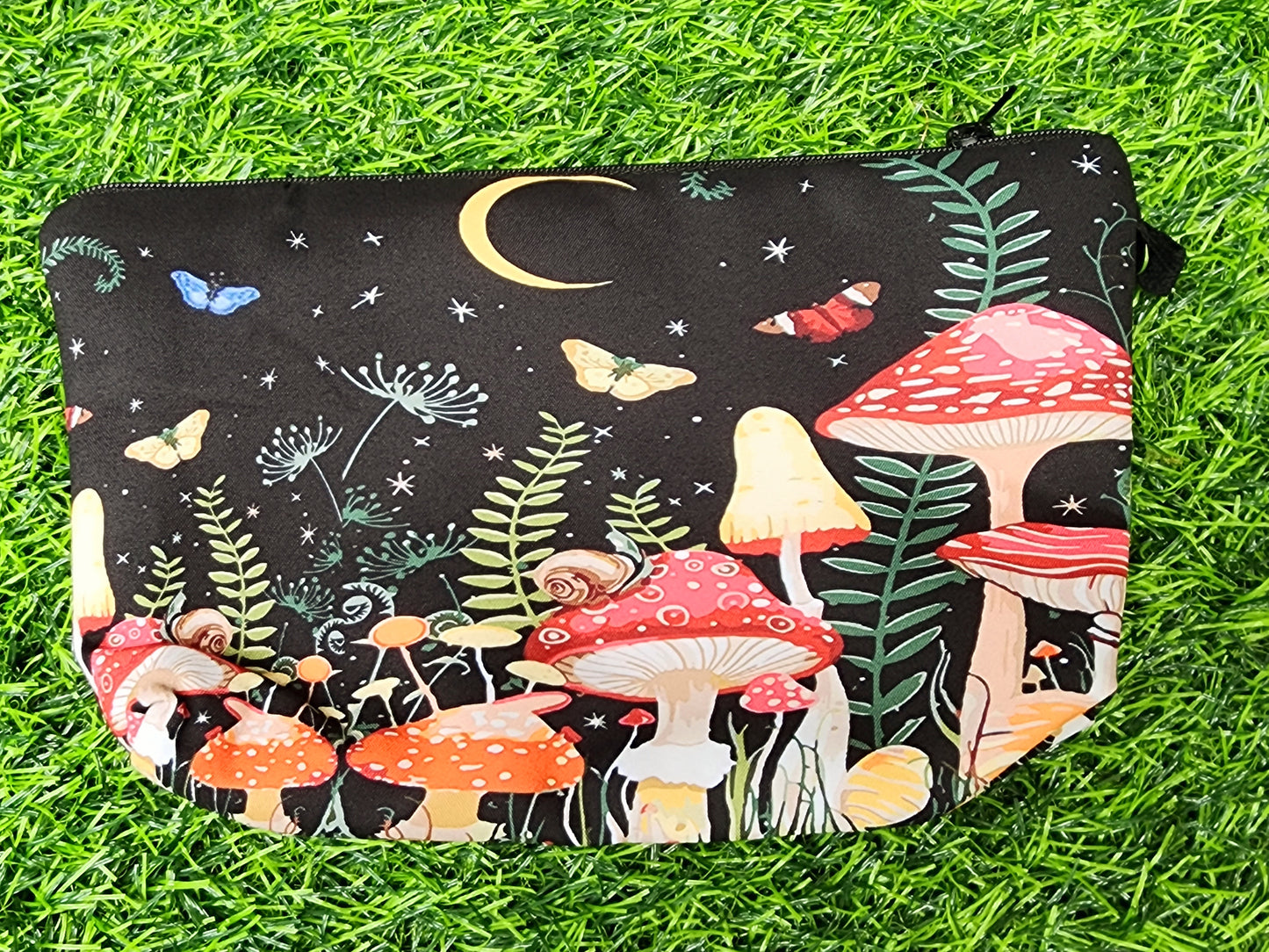 Red Mushroom Zipper Bag