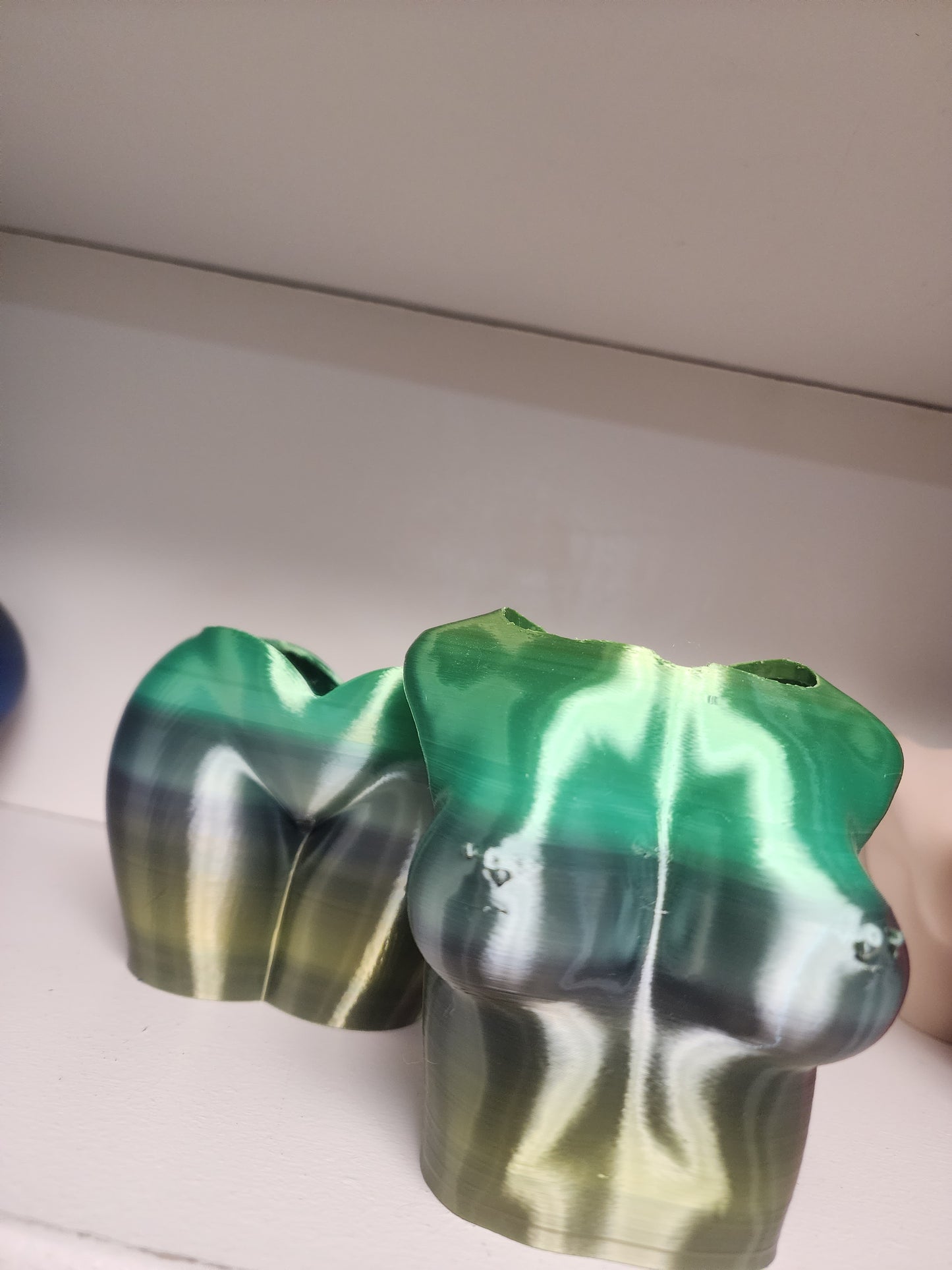 Female Planters 2pk (different colors!)