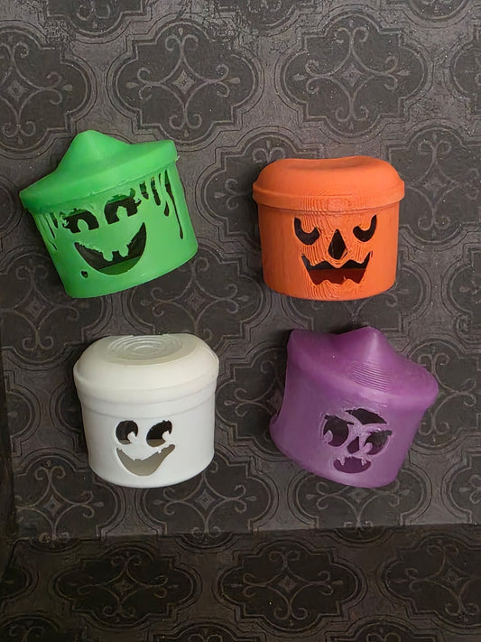 Halloween Bucket Hide (with window)