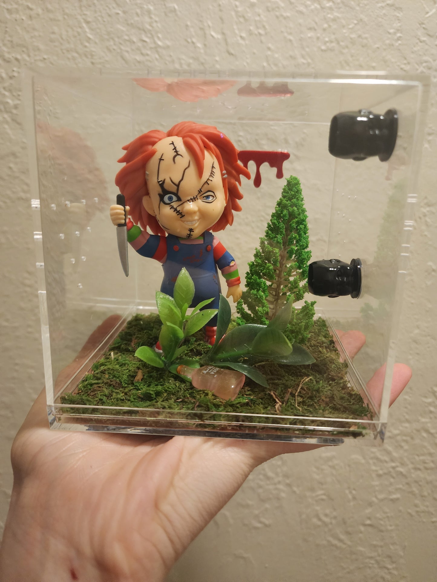 CHUCKY OR TIFF