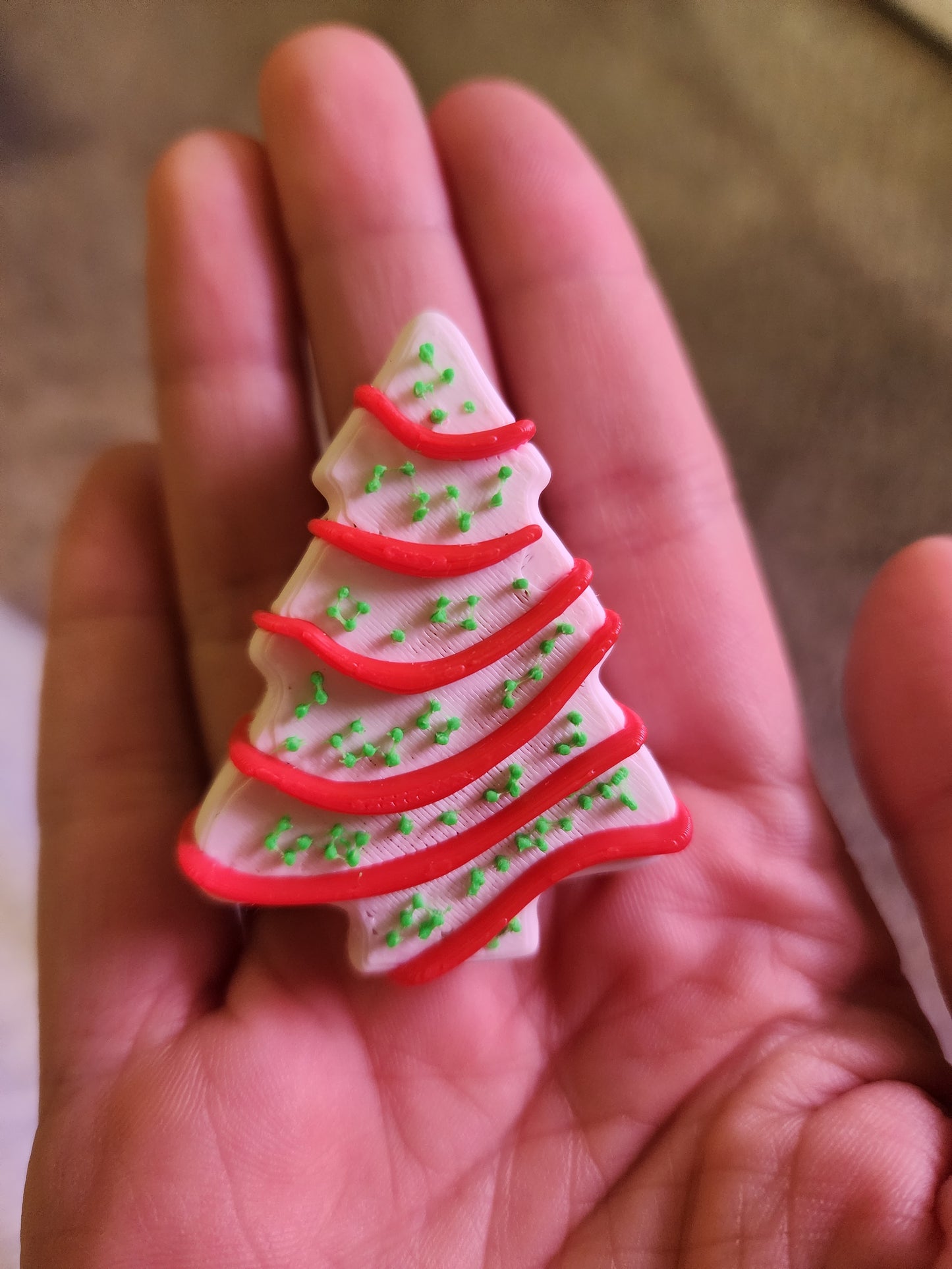 Christmas Tree Cake Hide