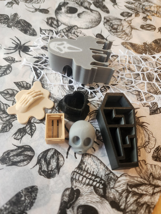 Spooky Decor Kit #2