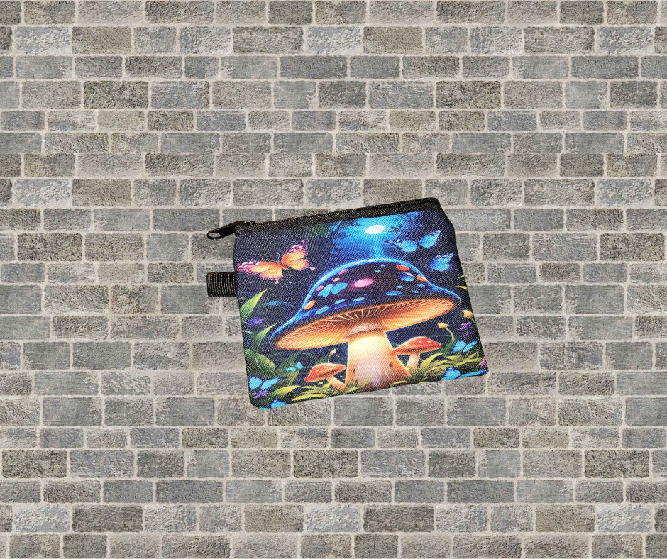 Mini Mushroom Zipper Bag